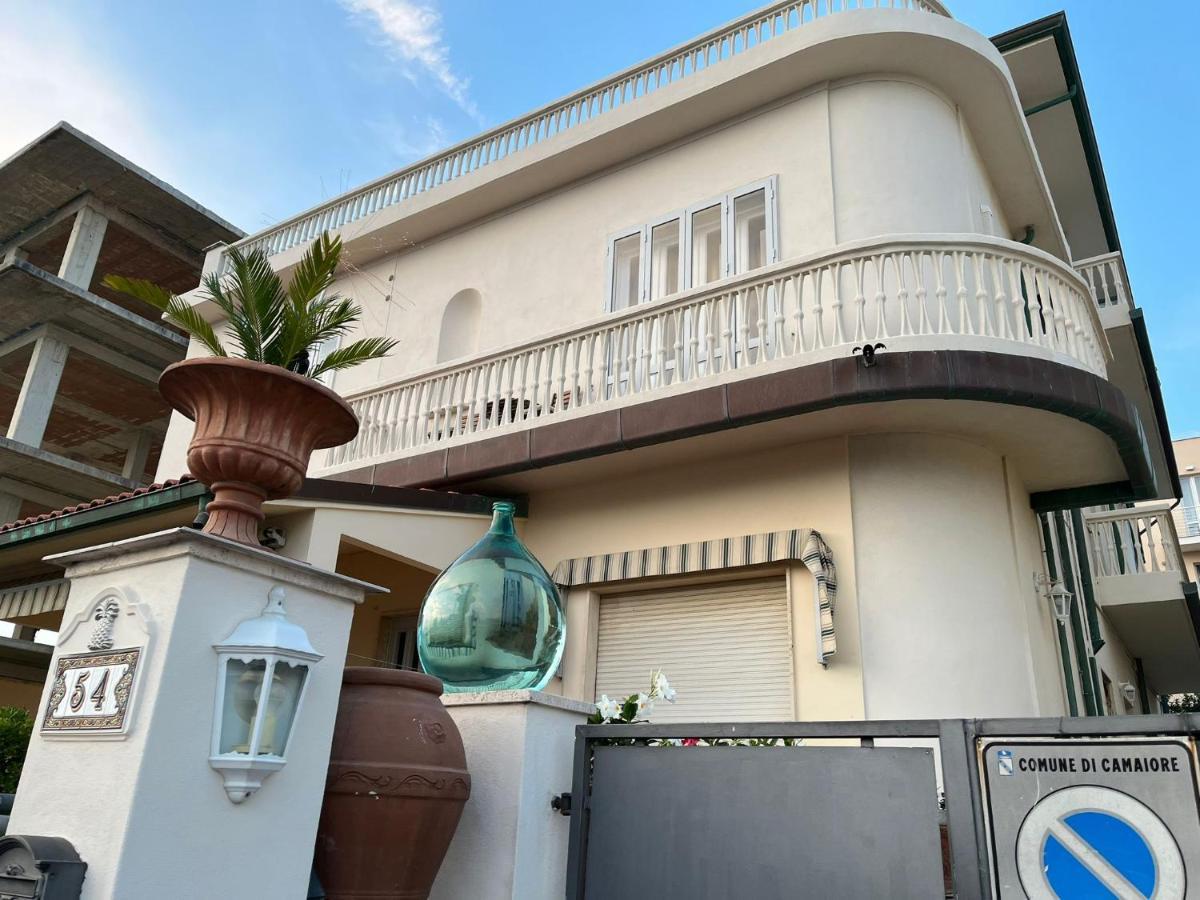 Al Mare 54 Luxury Guest House ลิโด ดิ กามาโยเร ภายนอก รูปภาพ